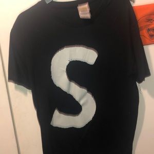 “S” Archie comic tee